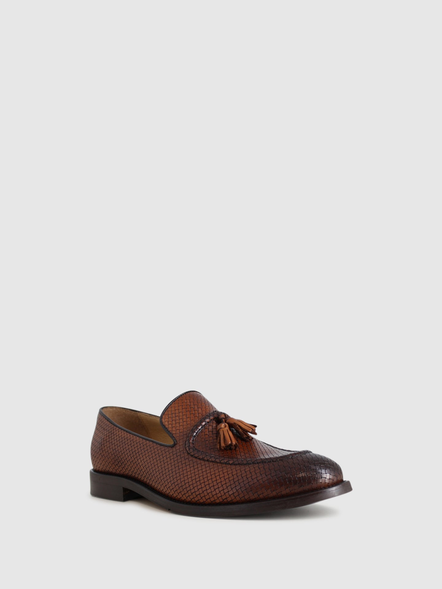 Foreva Loafers com Ponta Redonda em Camel